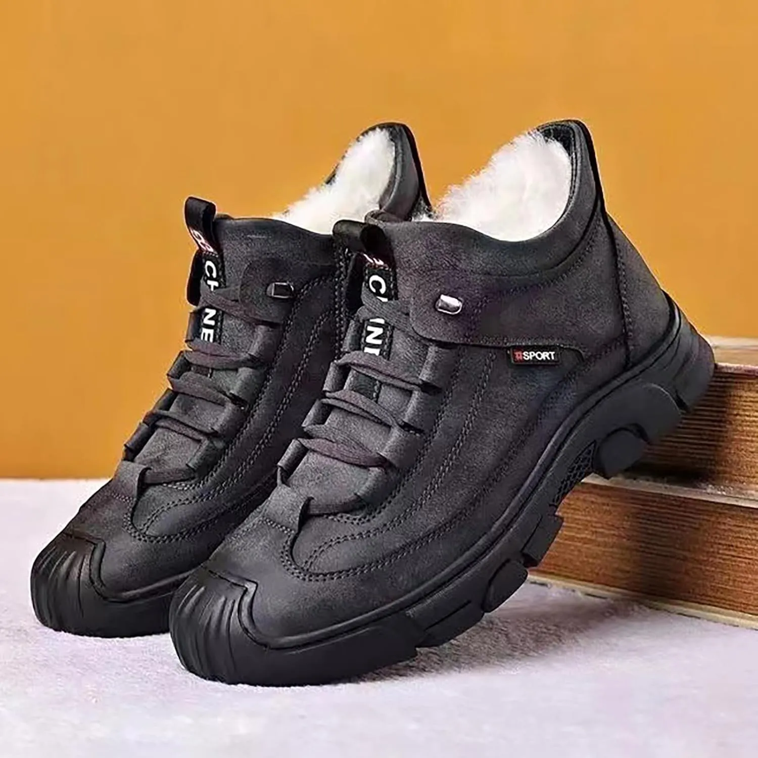 Athletic Fashion Sneakers for Men Breathable and Light Outdoor Comfy Walking Shoe Athletic Gym Tennis Sneakers