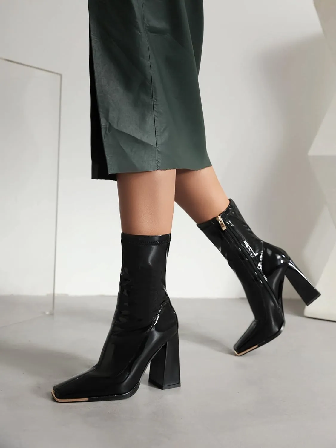 Reitoye Women's Mid Calf Boots Comfy Square Closed Toe Heel Boot Zipper Short Ankle Booties